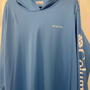 Columbia Dri-Fit Hooded Long Sleeve Shirt.